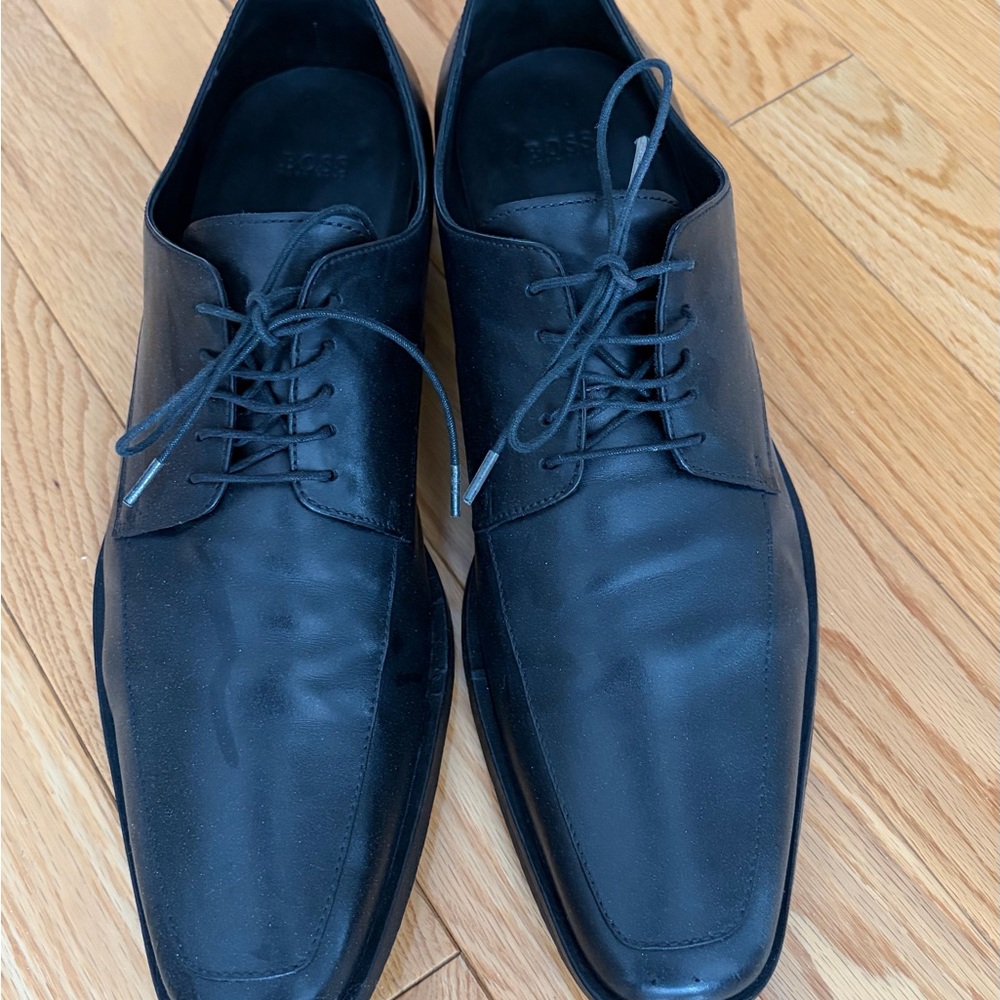 Boss Men's Classic Black Oxfords